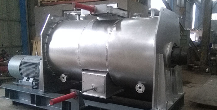 Industrial ploughshare mixer designed for high-temperature applications up to 700 °C, used for intensive mixing and drying of fire extinguishing powder materials