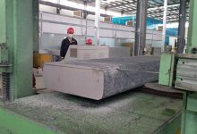 horizontal high speed band saw is cutting a aluminum ingot