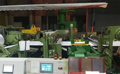 Inline edge milling machine operation area